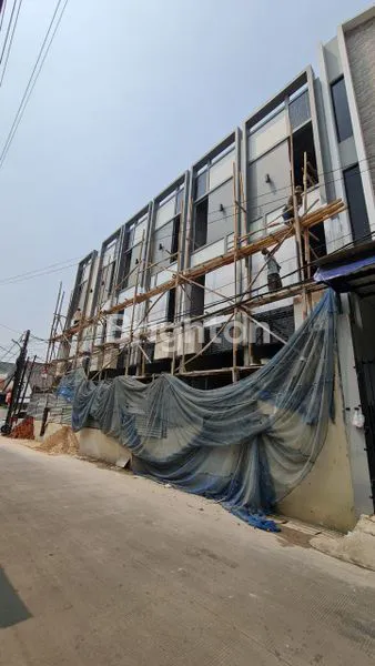 image RUMAH BARU KEPA DURI MINIMALIS MODERN 3 LANTAI ESTIMASI READY AKHIR SEPTEMBER 2023 (4)