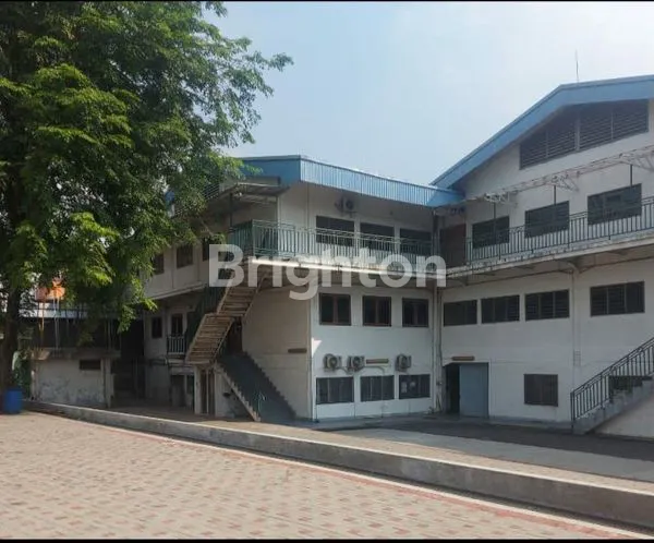 image PABRIK TEXTIL (2)