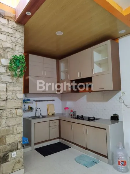 image RUMAH FULL FURNISH GREENLAND KOTA KEDIRI (6)