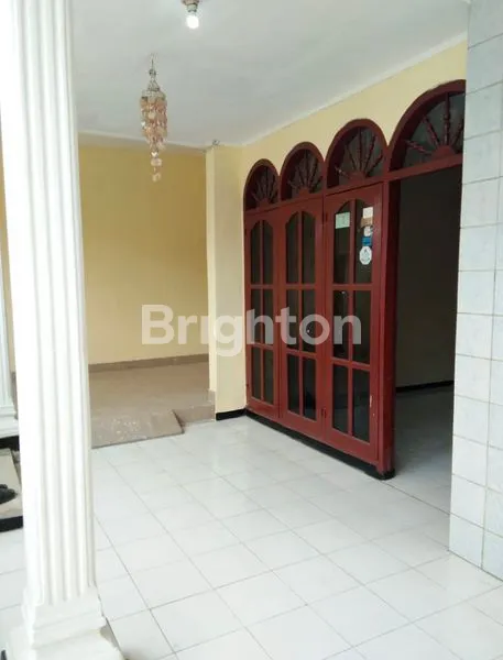 image RUMAH DI PONDOK TJANDRA SIDOARJO (3)