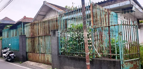 RUMAH HITUNG TANAH DI JL KOLONEL SUGIONO MERGOSONO MALANG