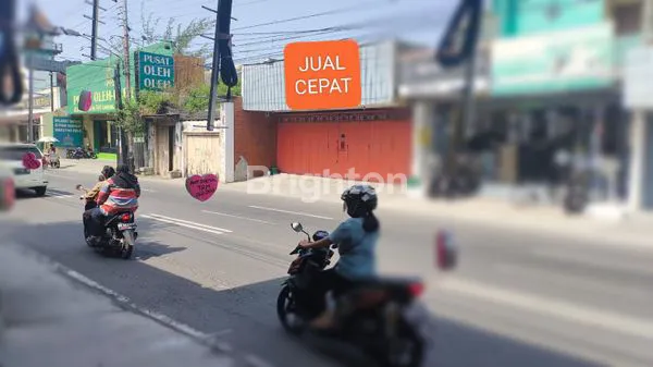 image JUAL CEPAT DI TEPI JALAN RAYA JL RADJIMAN LAWEYAN SOLO (7)