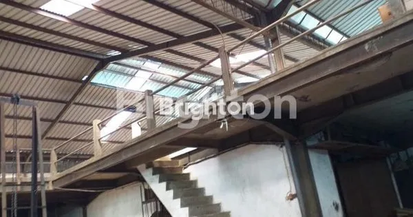 image GUDANG SIAP PAKAI DEKAT KENJERAN (4)