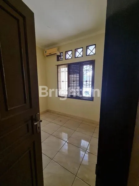 image RUMAH LT 200 DI CLUSTER ELIT TAMAN KENARI NUSANTARA CIBUBUR (3)