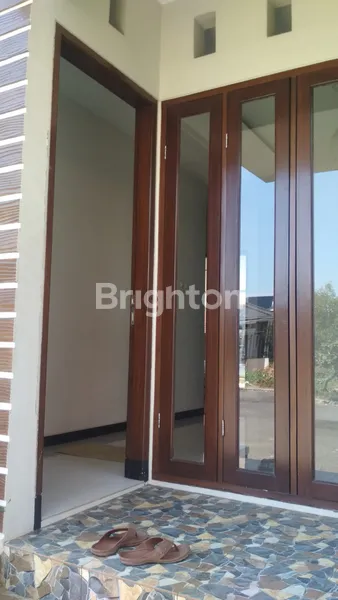 image RUMAH HOOK 2 LANTAI CLUSTER DEKAT KOTA BATU MALANG (8)