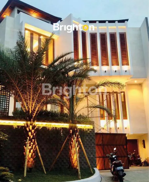 image TROPICAL MODERN HOUSE KAWASAN PONDOK INDAH, SUPER LUXURY WITH POOL, 5 MENIT KE PIM (8)