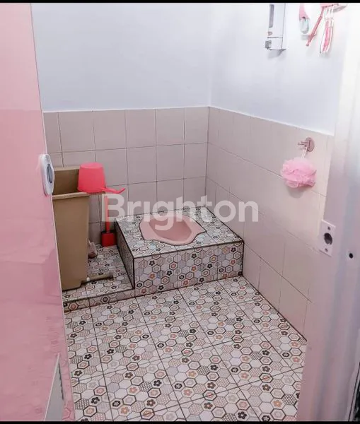 image RUMAH 2 LANTAI DI PERUMAHAN GRIYA MUKTI BUMI SEMPAJA  (3)