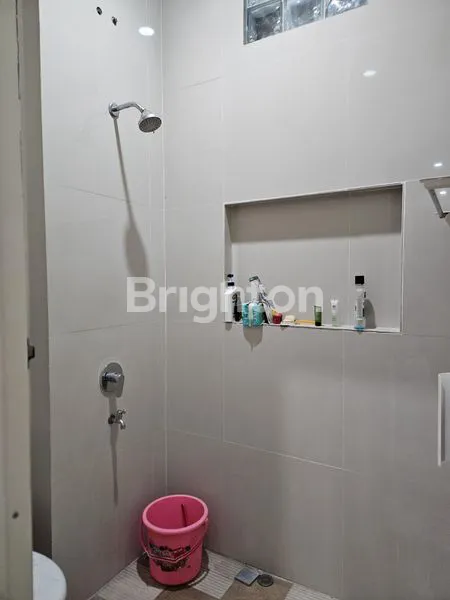 image DI JUAL RUKO JEJER 2 DI PETEMON 2,5 LANTAI (6)