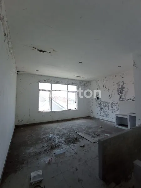 image RUKO MINIMALIST JALANAN LUAS (3)