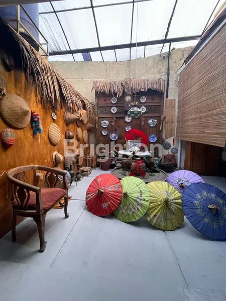 image RUMAH ETNIK KUSEN KAYU JATI STRATEGIS JATIPADANG PASAR MINGGU   (5)