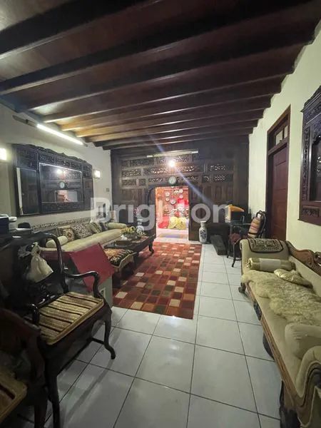 image RUMAH ETNIK KUSEN KAYU JATI STRATEGIS JATIPADANG PASAR MINGGU   (8)