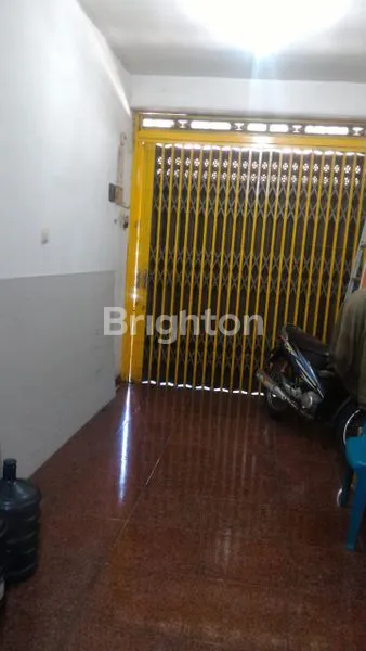 image RUMAH TERAWAT 1.5 LT DI JL TAMBAK REJO SURABAYA  (4)