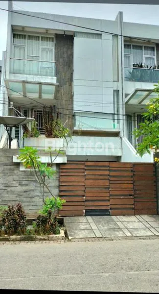 image RUMAH DURI KEPA, CANTIK MINIMALIS 3.5 LANTAI, JAKARTA BARAT. (1)