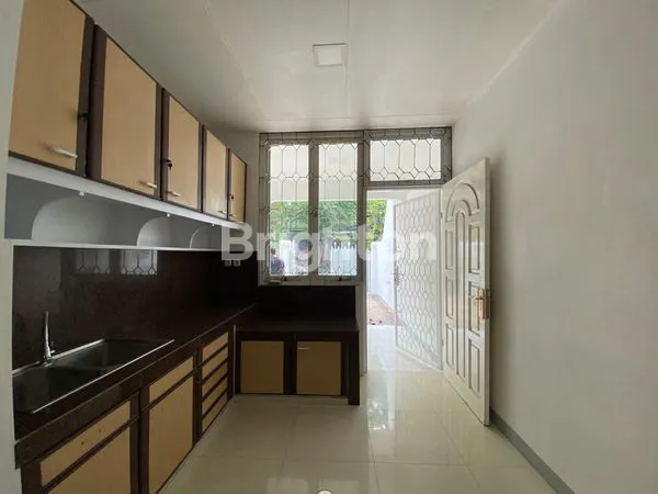 image RUMAH BARU MINIMALIS DAN MEWAH TANJUNG DUREN  (4)