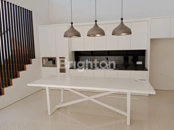 image RUMAH SIAP HUNI DI SURABAYA BARAT (3)