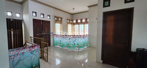 image HUNIAN MEWAH DAN UNIK DEKAT BANDARA SEPINGGAN (8)