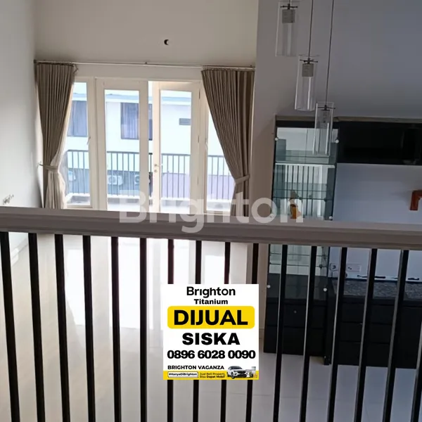 image RUMAH  MEWAH HOOK DEKAT MERR (2)