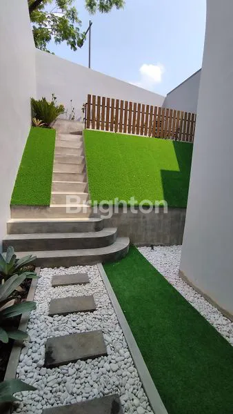 image RUMAH RASA VILLA 2 LANTAI ADA TAMAN CANTIK DI BELAKANG DI PUNCAK TIDAR MALANG (7)