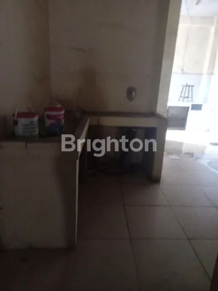 image RUKO CANTIK DAN STRATEGIS DITENGAH KOTA COCOK TEMPAT USAHA DAN KANTOR (4)