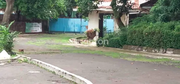 image GUDANG PINGGIR JALAN BESAR (5)