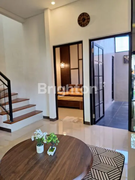 image  RUMAH PRIMARY 2 LANTAI PROMO MELIMPAH ,FASILITAS LENGKAP MENGANTI GRESIK (3)