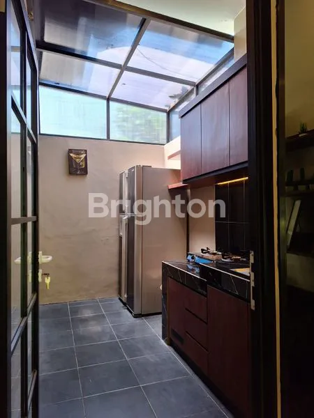 image  RUMAH PRIMARY 2 LANTAI PROMO MELIMPAH ,FASILITAS LENGKAP MENGANTI GRESIK (5)