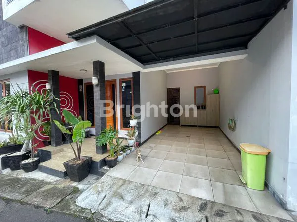 RUMAH CIJANTUNG VILLA, PASAR REBO JAKARTA TIMUR 2 LANTAI FULL FURNISHED