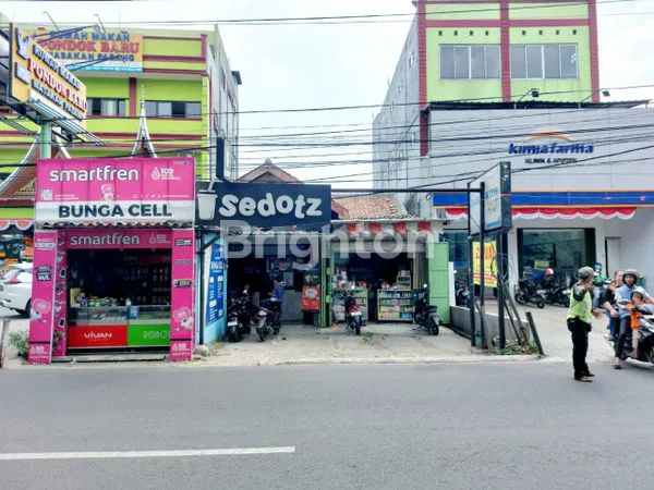 3 RUKO & 1 RUMAH PINGGIR JALAN