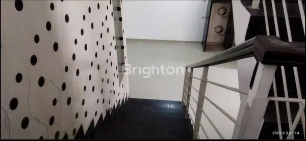 image RUMAH CANTIK FULL FURNISH SIAP HUNI GKB GRESIK (2)