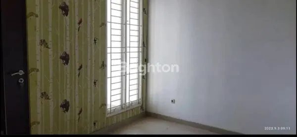 image RUMAH CANTIK FULL FURNISH SIAP HUNI GKB GRESIK (3)