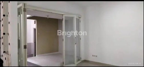 image RUMAH CANTIK FULL FURNISH SIAP HUNI GKB GRESIK (4)