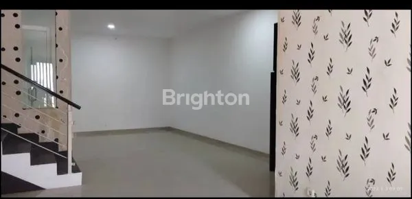 image RUMAH CANTIK FULL FURNISH SIAP HUNI GKB GRESIK (7)