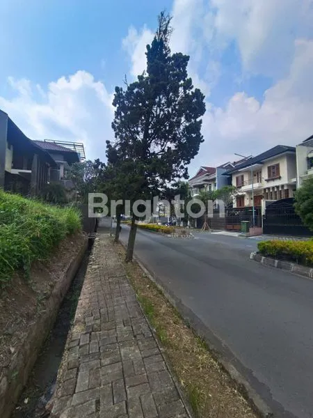 image TANAH KAVLING DI SETRADUTA BANDUNG POSISI HOOK SIAP DIBANGUN UNTUK RUMAH IMPIAN ANDA (5)