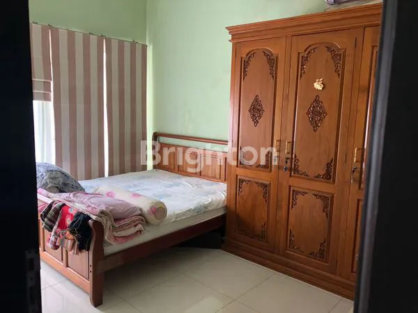 image RUMAH 3 LANTAI GADING GRIYA LESTARI KELAPA GADING JAKARTA UTARA (2)