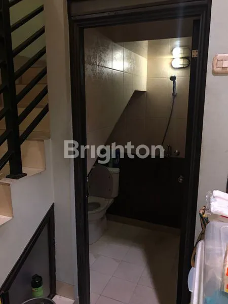 image RUMAH 3 LANTAI GADING GRIYA LESTARI KELAPA GADING JAKARTA UTARA (3)