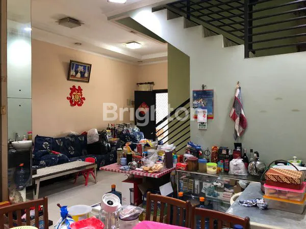 image RUMAH 3 LANTAI GADING GRIYA LESTARI KELAPA GADING JAKARTA UTARA (8)