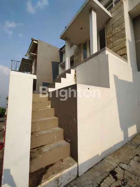 image VILLA BAGUS MODERN MURAH VIEW MENAWAN DI KOTA BATU DEKAT JATIM PARK  (7)