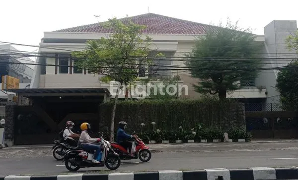 image RUMAH 0 JALAN JEMUR ANDAYANI (1)