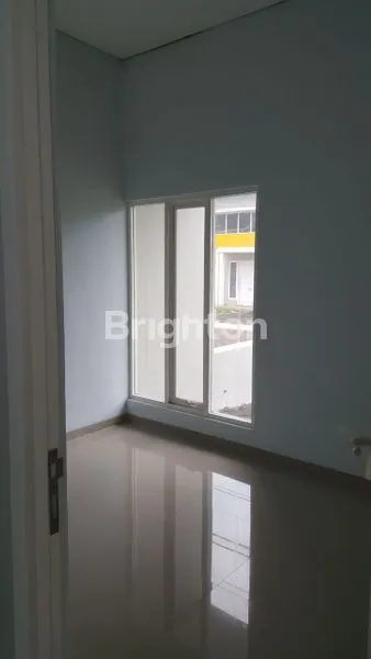 image RUMAH 1 LANTAI BARU GREEN SEMANGGI (1)