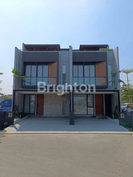 RUMAH MEWAH 2 LANTAI FULL FURNISH DI CITRALAND SURABAYA BARAT