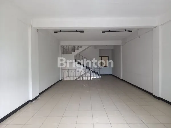 image RUKO TULUNGAGUNG UNTUK FINANCE / KURSUS 3 LANTAI FULL BANGUNAN (4)