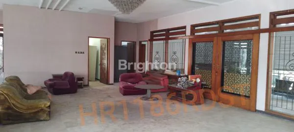 image RUMAH RAYA DHARMAHUSADA COCOK BUAT SEGALA MACAM USAHA (3)