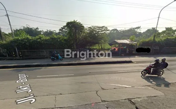 image LAHAN DI JALAN PROPINSI JAKARTA BOGOR (1)