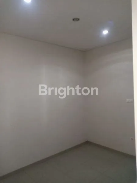 image RUKO CANTIK MURAH DAN STRATEGIS DI DEKAT SETRADUTA BANDUNG  (7)