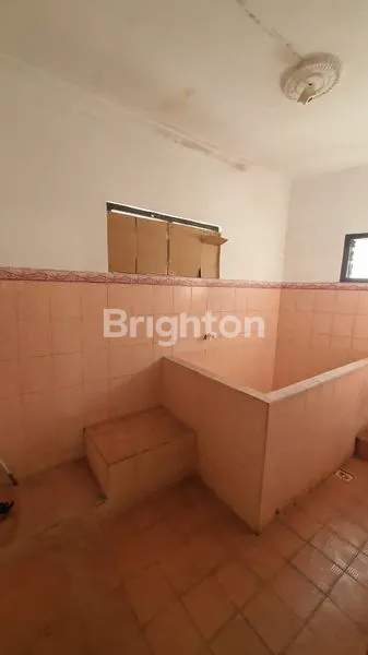 image RUMAH DENGAN HALAMAN LUAS DI AREA  PRODUKTIF COCOK BUAT SEGALA USAHA (3)