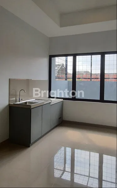 image RUKO BARU GRESS RAYA SEMOLOWARU, KAWASAN RAMAI SURABAYA TIMUR (4)