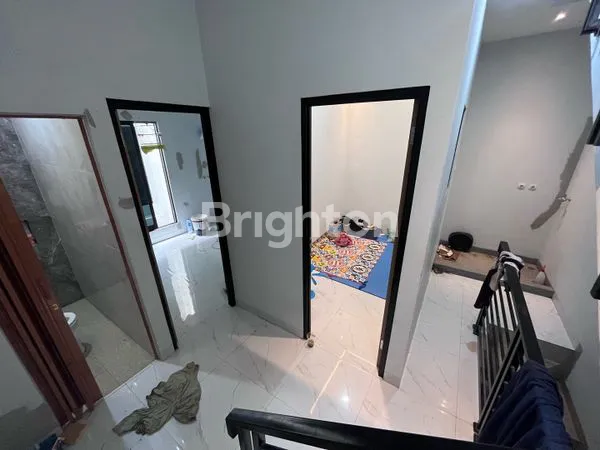 image RUMAH TOWN HOUSE BARU DI KAMPUNG AMBON PULOMAS JAKARTA TIMUR (6)