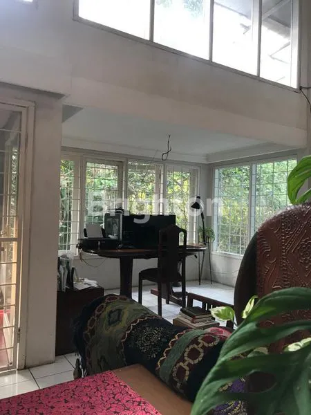 image RUMAH CANTIK 2 LANTAI DI SAYAP SETIABUDI BANDUNG UTARA UDARA SEJUK DAN DEKAT KE KAMPUS UPI BANDUNG  (4)