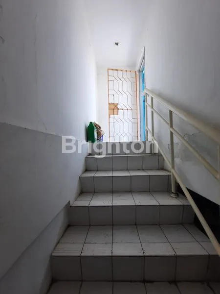 image RUKO MANGGA DUA JAGIR WONOKROMO 3LANTAI KONDISI TERAWAT (2)