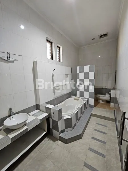 image DHARMAHUSADA INDAH PERUMAHAN ELIT SIAP HUNI SELANGKAH DARI GALAXY MALL, UNAIR (6)